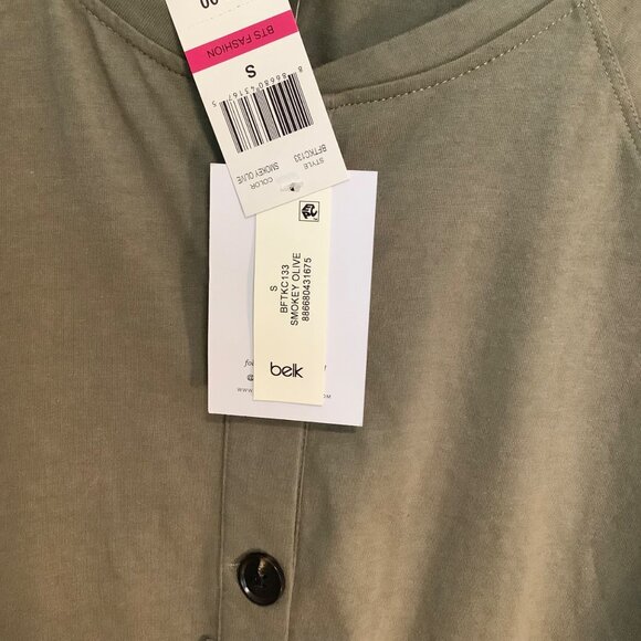 🌿 NWT Love Fire Top – Women’s Small – Olive Green w/ Big Button Detail - Picture 7 of 8